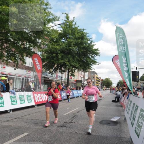 15.09.2024 - PSD Bank Halbmarathon Miley Keyser http://msf.ph/oto/7073119 15.09.2024 12:28:24 Ziel 2392, 2439, 2441, 3017, 3073, 3121, 3225, 3274, 3327 meine-sportfotos.de