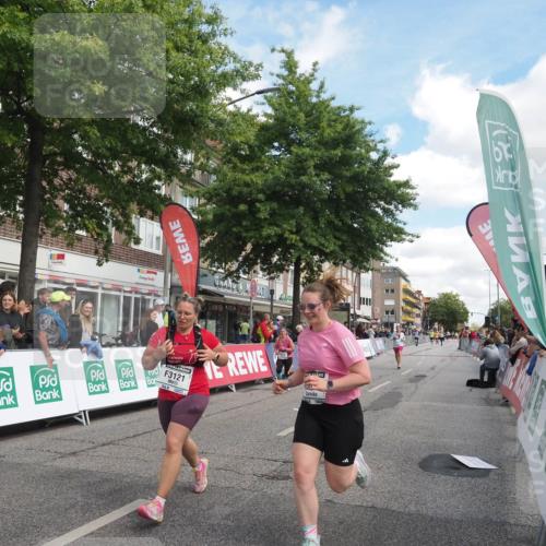 15.09.2024 - PSD Bank Halbmarathon Miley Keyser http://msf.ph/oto/7073131 15.09.2024 12:28:24 Ziel 2392, 2439, 2441, 3017, 3073, 3121, 3225, 3274, 3327 meine-sportfotos.de