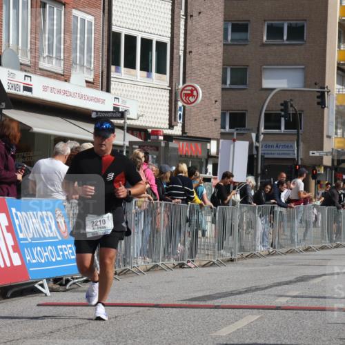 15.09.2024 - PSD Bank Halbmarathon Michael Strokosch http://msf.ph/oto/7073149 15.09.2024 12:12:42 Ziel 2210, 2926, 3296 meine-sportfotos.de