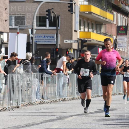 15.09.2024 - PSD Bank Halbmarathon Michael Strokosch http://msf.ph/oto/7073183 15.09.2024 12:12:45 Ziel 1903, 2210, 2926, 3296 meine-sportfotos.de