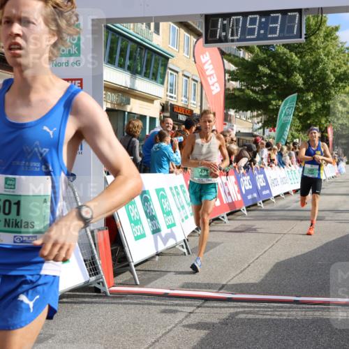 15.09.2024 - PSD Bank Halbmarathon Strokosch-Dieckow http://msf.ph/oto/7073226 15.09.2024 11:10:28 Ziel 463, 478, 484, 501, 507, 519 meine-sportfotos.de