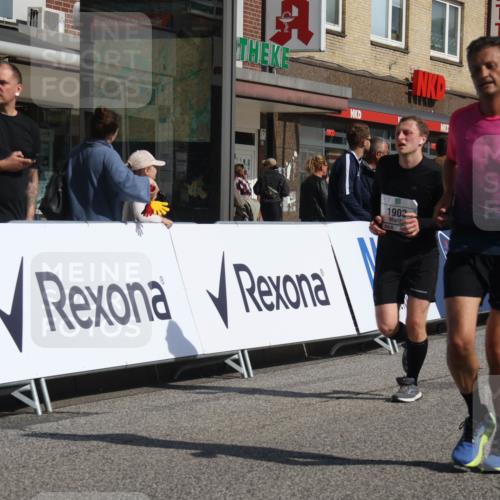 15.09.2024 - PSD Bank Halbmarathon Michael Strokosch http://msf.ph/oto/7073228 15.09.2024 12:12:53 Ziel 1815, 1903, 2210, 2732, 2856, 2926 meine-sportfotos.de