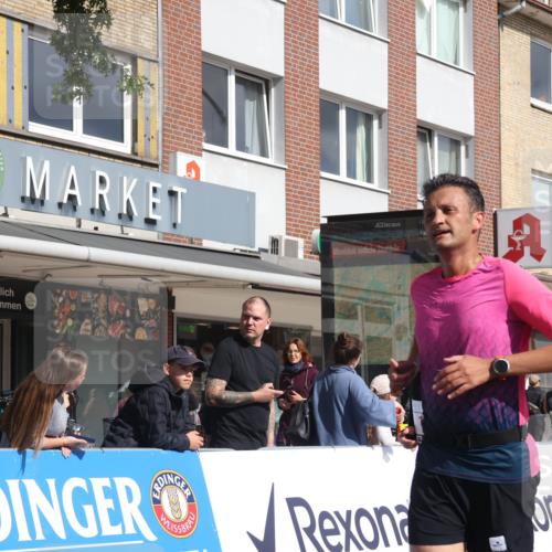15.09.2024 - PSD Bank Halbmarathon Michael Strokosch http://msf.ph/oto/7073241 15.09.2024 12:12:54 Ziel 1815, 1903, 2210, 2300, 2732, 2856, 3254 meine-sportfotos.de