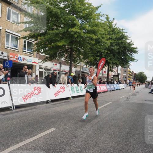15.09.2024 - PSD Bank Halbmarathon Miley Keyser http://msf.ph/oto/7073261 15.09.2024 11:28:25 Ziel 425, 431, 585, 889, 893, 905, 917, 926, 929, 1019, 1042, 1048, 1080, 1082, 2605, 3510 meine-sportfotos.de