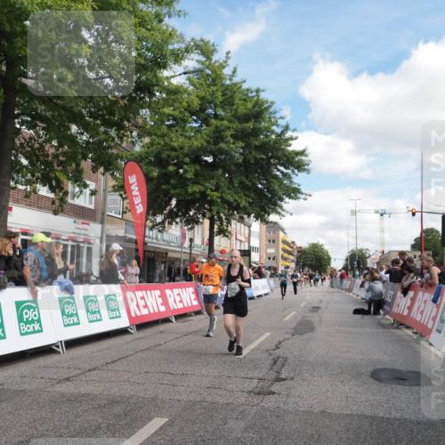 15.09.2024 - PSD Bank Halbmarathon Miley Keyser http://msf.ph/oto/7073266 15.09.2024 12:28:50 Ziel 2076, 2108, 2157, 2288, 2458, 2715, 3255, 3442 meine-sportfotos.de