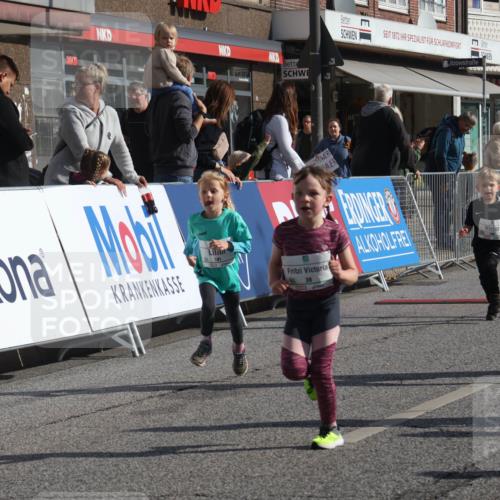 15.09.2024 - PSD Bank Halbmarathon Michael Strokosch http://msf.ph/oto/7073268 15.09.2024 10:31:12 Ziel 24, 25, 39, 72, 104, 105, 126, 160, 163, 191, 277, 287 meine-sportfotos.de