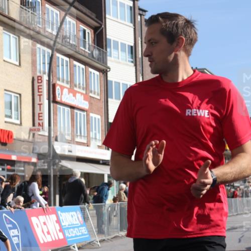 15.09.2024 - PSD Bank Halbmarathon Michael Strokosch http://msf.ph/oto/7073295 15.09.2024 10:31:14 Ziel 24, 25, 39, 72, 78, 104, 105, 126, 158, 160, 163, 191, 277, 287 meine-sportfotos.de