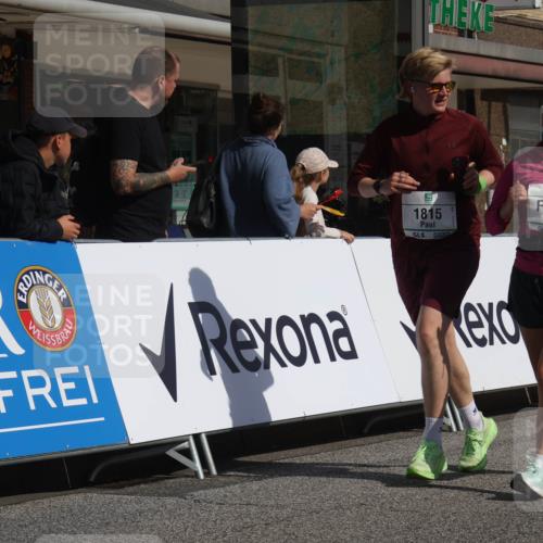 15.09.2024 - PSD Bank Halbmarathon Michael Strokosch http://msf.ph/oto/7073330 15.09.2024 12:13:02 Ziel 1815, 1903, 1982, 2300, 2732, 2856, 3254 meine-sportfotos.de