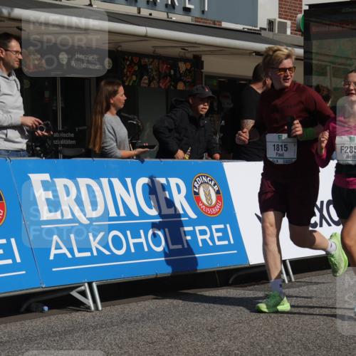 15.09.2024 - PSD Bank Halbmarathon Michael Strokosch http://msf.ph/oto/7073339 15.09.2024 12:13:02 Ziel 1815, 1903, 1982, 2300, 2732, 2856, 3254 meine-sportfotos.de