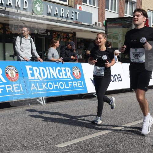 15.09.2024 - PSD Bank Halbmarathon Michael Strokosch http://msf.ph/oto/7073374 15.09.2024 12:13:05 Ziel 1815, 1982, 2300, 2393, 2732, 2856, 3254 meine-sportfotos.de