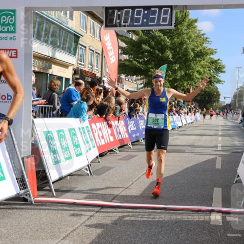 15.09.2024 - PSD Bank Halbmarathon Strokosch-Dieckow http://msf.ph/oto/7073375 15.09.2024 11:10:29 Ziel 463, 478, 484, 501, 507, 519 meine-sportfotos.de