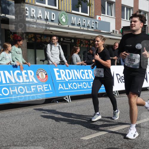 15.09.2024 - PSD Bank Halbmarathon Michael Strokosch http://msf.ph/oto/7073381 15.09.2024 12:13:05 Ziel 1815, 1982, 2300, 2393, 2732, 2856, 3254 meine-sportfotos.de