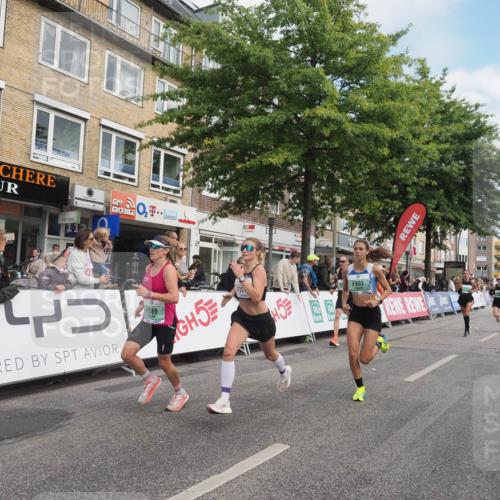 15.09.2024 - PSD Bank Halbmarathon Miley Keyser http://msf.ph/oto/7073391 15.09.2024 11:28:36 Ziel 425, 431, 585, 830, 889, 893, 905, 915, 929, 1063, 1065, 1126, 1487, 2603, 3510 meine-sportfotos.de