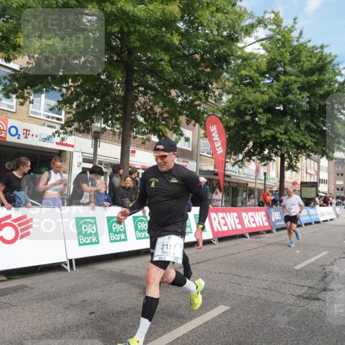 15.09.2024 - PSD Bank Halbmarathon Miley Keyser http://msf.ph/oto/7073411 15.09.2024 12:29:00 Ziel 2075, 2076, 2108, 2157, 2288, 2715, 3057, 3247, 3255, 3266, 3287, 3325, 3401 meine-sportfotos.de
