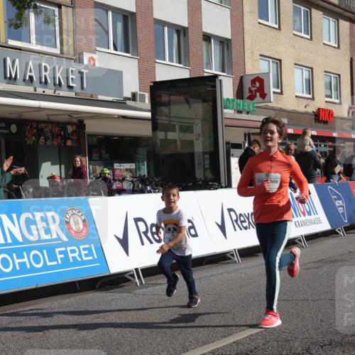 15.09.2024 - PSD Bank Halbmarathon Michael Strokosch http://msf.ph/oto/7073425 15.09.2024 10:31:32 Ziel 78, 158, 175, 201, 202, 250 meine-sportfotos.de