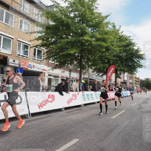 15.09.2024 - PSD Bank Halbmarathon Miley Keyser http://msf.ph/oto/7073441 15.09.2024 11:28:38 Ziel 425, 431, 585, 830, 889, 893, 905, 915, 929, 1063, 1065, 1103, 1126, 1487, 2603, 3510 meine-sportfotos.de
