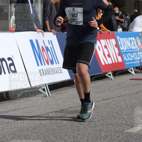 15.09.2024 - PSD Bank Halbmarathon Michael Strokosch http://msf.ph/oto/7073449 15.09.2024 12:13:10 Ziel 1815, 1982, 2064, 2100, 2300, 2393, 2856, 3254, 3497 meine-sportfotos.de