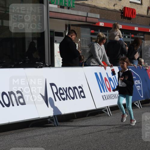 15.09.2024 - PSD Bank Halbmarathon Michael Strokosch http://msf.ph/oto/7073464 15.09.2024 10:31:36 Ziel 11, 175, 201, 202, 223, 250 meine-sportfotos.de