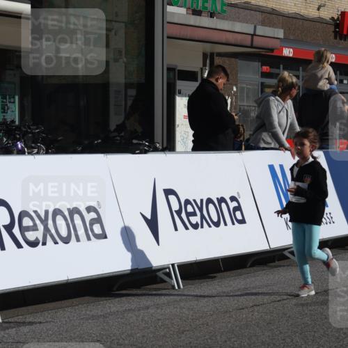 15.09.2024 - PSD Bank Halbmarathon Michael Strokosch http://msf.ph/oto/7073469 15.09.2024 10:31:36 Ziel 11, 175, 201, 202, 223, 250 meine-sportfotos.de