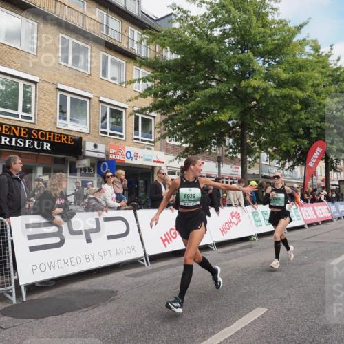 15.09.2024 - PSD Bank Halbmarathon Miley Keyser http://msf.ph/oto/7073476 15.09.2024 11:28:39 Ziel 425, 431, 585, 830, 889, 893, 905, 915, 929, 1063, 1065, 1103, 1126, 1487, 2603, 3510 meine-sportfotos.de