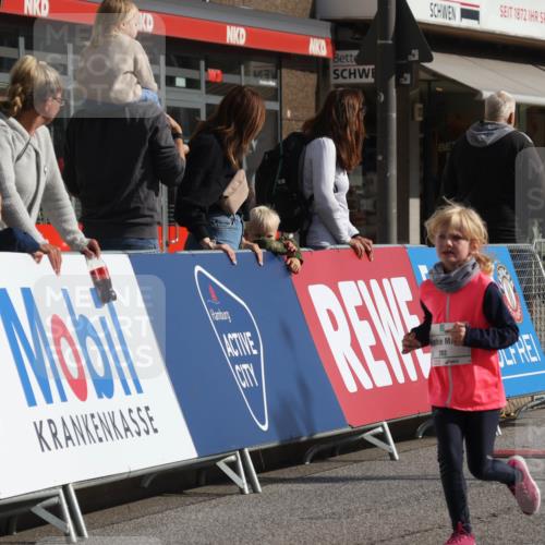 15.09.2024 - PSD Bank Halbmarathon Michael Strokosch http://msf.ph/oto/7073483 15.09.2024 10:31:38 Ziel 11, 175, 201, 202, 223, 250, 299 meine-sportfotos.de