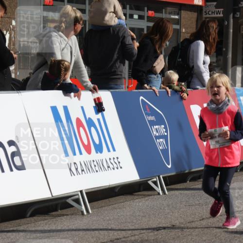 15.09.2024 - PSD Bank Halbmarathon Michael Strokosch http://msf.ph/oto/7073491 15.09.2024 10:31:38 Ziel 11, 175, 201, 202, 223, 250, 299 meine-sportfotos.de