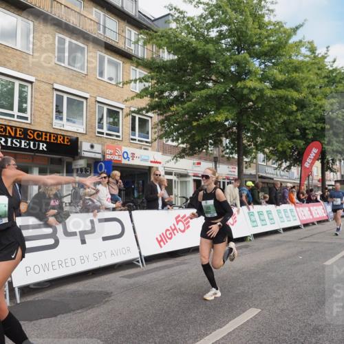 15.09.2024 - PSD Bank Halbmarathon Miley Keyser http://msf.ph/oto/7073495 15.09.2024 11:28:39 Ziel 425, 431, 585, 830, 889, 893, 905, 915, 929, 1063, 1065, 1103, 1126, 1487, 2603, 3510 meine-sportfotos.de