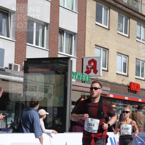 15.09.2024 - PSD Bank Halbmarathon Michael Strokosch http://msf.ph/oto/7073499 15.09.2024 12:13:16 Ziel 1982, 2050, 2064, 2099, 2100, 2148, 2203, 2393, 3043, 3044, 3497 meine-sportfotos.de