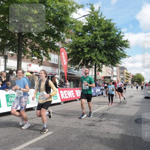 15.09.2024 - PSD Bank Halbmarathon Miley Keyser http://msf.ph/oto/7073503 15.09.2024 12:29:07 Ziel 2073, 2075, 2076, 2089, 2157, 2288, 2362, 2451, 3057, 3247, 3255, 3266, 3287, 3325, 3401, 3491 meine-sportfotos.de