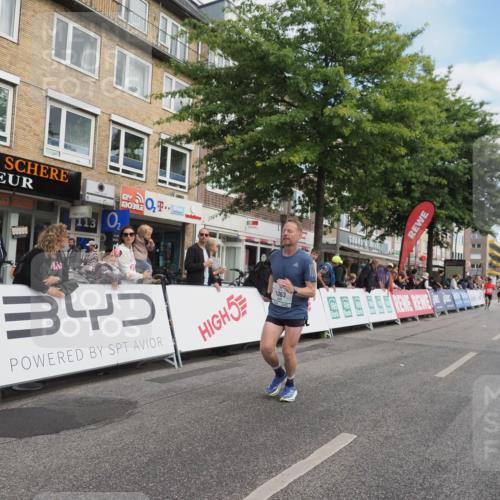 15.09.2024 - PSD Bank Halbmarathon Miley Keyser http://msf.ph/oto/7073513 15.09.2024 11:28:41 Ziel 425, 431, 585, 830, 889, 893, 905, 915, 929, 1063, 1065, 1103, 1126, 1487, 2603, 3510 meine-sportfotos.de