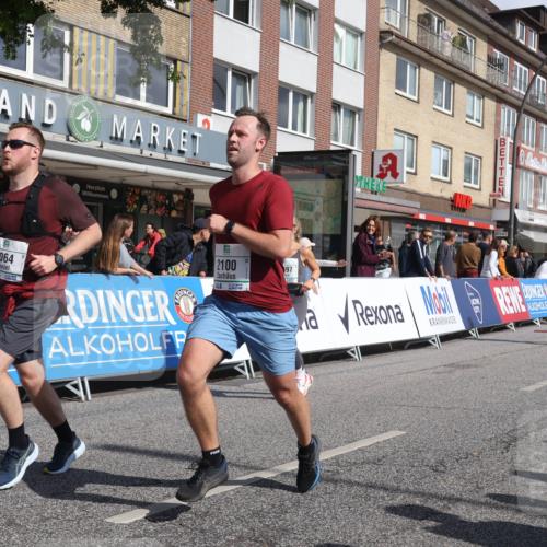 15.09.2024 - PSD Bank Halbmarathon Michael Strokosch http://msf.ph/oto/7073518 15.09.2024 12:13:17 Ziel 1982, 2050, 2064, 2099, 2100, 2148, 2203, 2393, 3043, 3044, 3497 meine-sportfotos.de