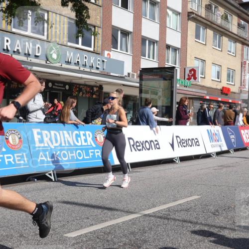 15.09.2024 - PSD Bank Halbmarathon Michael Strokosch http://msf.ph/oto/7073529 15.09.2024 12:13:18 Ziel 1982, 2050, 2064, 2099, 2100, 2148, 2203, 2393, 3043, 3044, 3497 meine-sportfotos.de