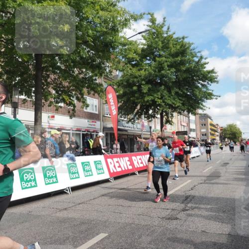 15.09.2024 - PSD Bank Halbmarathon Miley Keyser http://msf.ph/oto/7073535 15.09.2024 12:29:08 Ziel 2073, 2075, 2076, 2089, 2288, 2362, 2451, 3057, 3247, 3255, 3266, 3287, 3325, 3401, 3491 meine-sportfotos.de