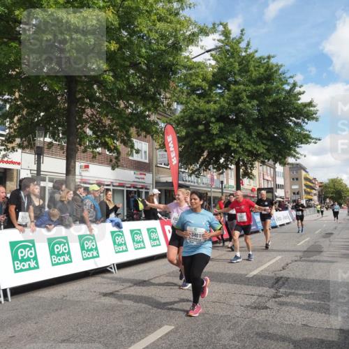 15.09.2024 - PSD Bank Halbmarathon Miley Keyser http://msf.ph/oto/7073542 15.09.2024 12:29:08 Ziel 2073, 2075, 2076, 2089, 2288, 2362, 2451, 3057, 3247, 3255, 3266, 3287, 3325, 3401, 3491 meine-sportfotos.de