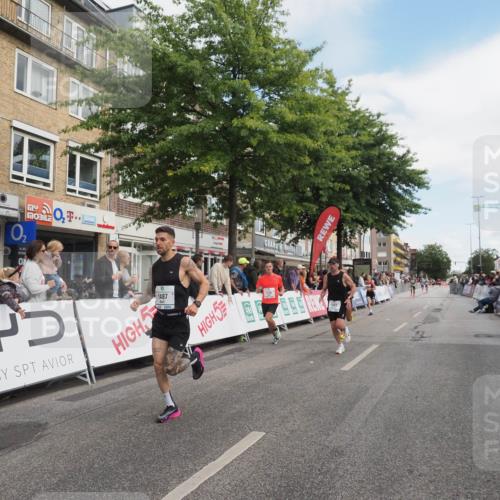 15.09.2024 - PSD Bank Halbmarathon Miley Keyser http://msf.ph/oto/7073570 15.09.2024 11:28:46 Ziel 707, 708, 830, 905, 915, 929, 1063, 1065, 1103, 1126, 1487, 2603 meine-sportfotos.de