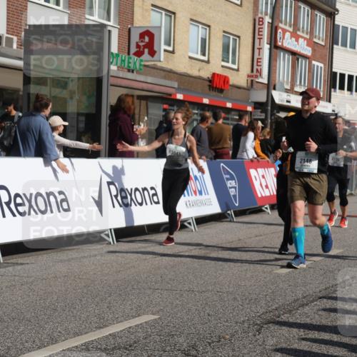 15.09.2024 - PSD Bank Halbmarathon Michael Strokosch http://msf.ph/oto/7073575 15.09.2024 12:13:20 Ziel 1982, 2050, 2064, 2099, 2100, 2148, 2178, 2203, 2393, 3043, 3044, 3497 meine-sportfotos.de