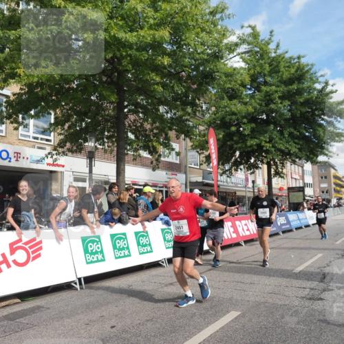 15.09.2024 - PSD Bank Halbmarathon Miley Keyser http://msf.ph/oto/7073576 15.09.2024 12:29:10 Ziel 2073, 2075, 2089, 2288, 2362, 2451, 3057, 3129, 3247, 3255, 3266, 3287, 3325, 3401, 3491 meine-sportfotos.de