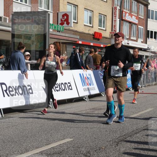 15.09.2024 - PSD Bank Halbmarathon Michael Strokosch http://msf.ph/oto/7073590 15.09.2024 12:13:21 Ziel 1982, 2050, 2064, 2099, 2100, 2148, 2178, 2203, 2393, 3043, 3044, 3497 meine-sportfotos.de