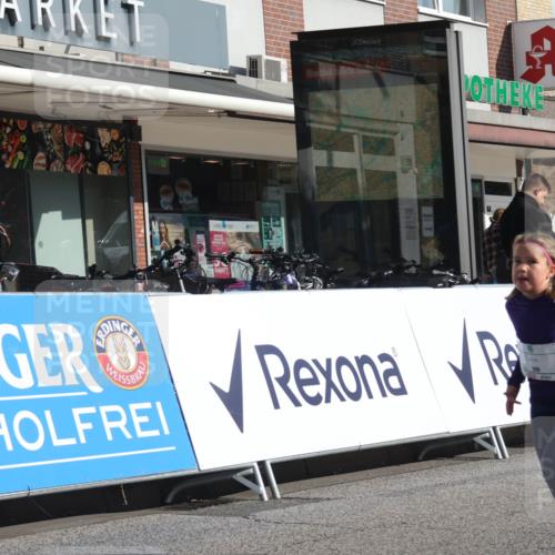 15.09.2024 - PSD Bank Halbmarathon Michael Strokosch http://msf.ph/oto/7073617 15.09.2024 10:31:48 Ziel 11, 56, 57, 151, 202, 223, 250, 267, 276, 299 meine-sportfotos.de