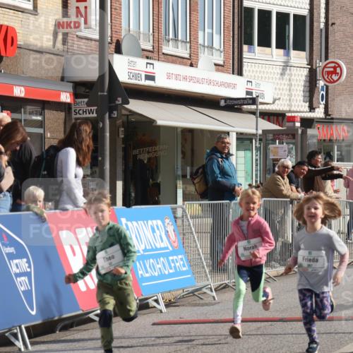 15.09.2024 - PSD Bank Halbmarathon Michael Strokosch http://msf.ph/oto/7073665 15.09.2024 10:31:52 Ziel 11, 56, 57, 151, 223, 267, 276, 299 meine-sportfotos.de
