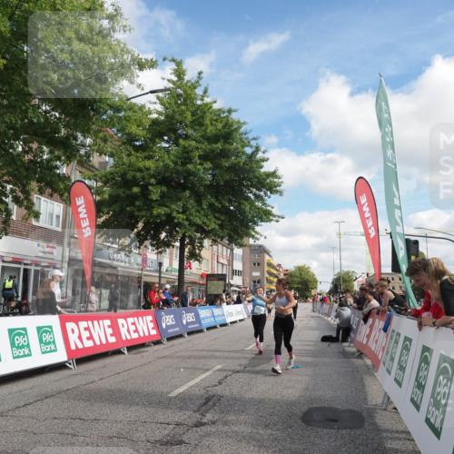 15.09.2024 - PSD Bank Halbmarathon Miley Keyser http://msf.ph/oto/7073668 15.09.2024 12:29:15 Ziel 2073, 2075, 2089, 2362, 2451, 3129, 3247, 3266, 3287, 3325, 3401, 3491 meine-sportfotos.de