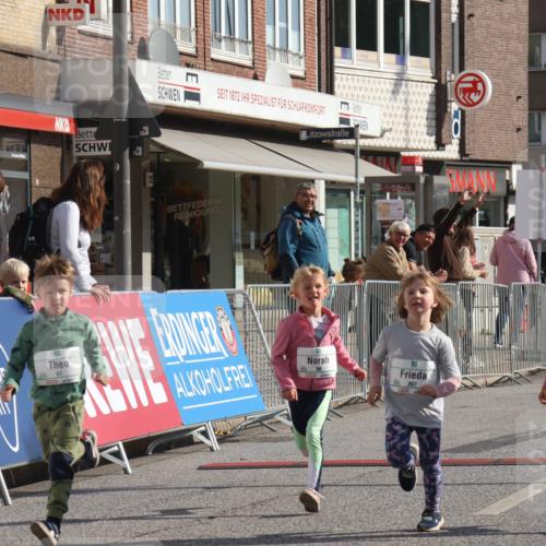 15.09.2024 - PSD Bank Halbmarathon Michael Strokosch http://msf.ph/oto/7073670 15.09.2024 10:31:53 Ziel 11, 56, 57, 151, 223, 267, 276, 299 meine-sportfotos.de