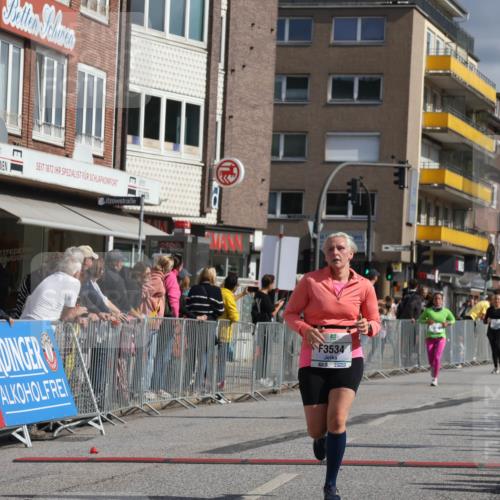 15.09.2024 - PSD Bank Halbmarathon Michael Strokosch http://msf.ph/oto/7073682 15.09.2024 12:13:29 Ziel 1651, 2050, 2099, 2148, 2178, 2203, 3043, 3044, 3534 meine-sportfotos.de