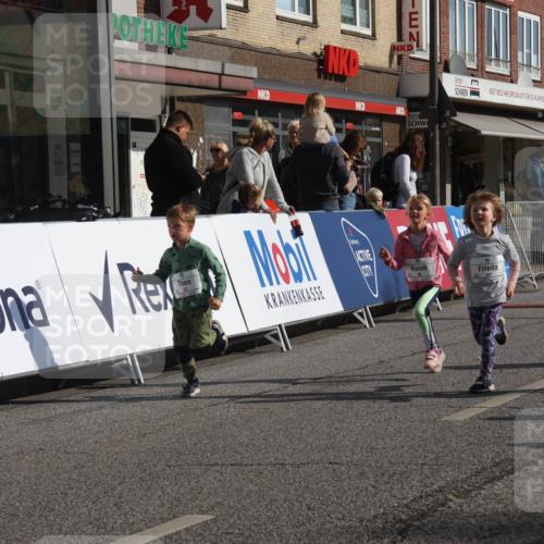 15.09.2024 - PSD Bank Halbmarathon Michael Strokosch http://msf.ph/oto/7073684 15.09.2024 10:31:54 Ziel 11, 56, 57, 151, 223, 267, 276, 299 meine-sportfotos.de