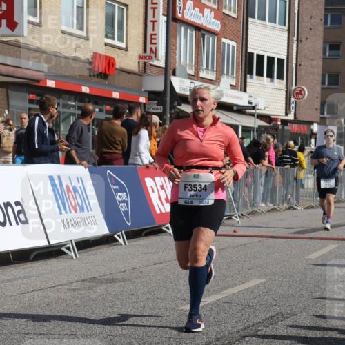 15.09.2024 - PSD Bank Halbmarathon Michael Strokosch http://msf.ph/oto/7073722 15.09.2024 12:13:31 Ziel 1651, 2050, 2099, 2148, 2178, 2203, 3043, 3044, 3076, 3534 meine-sportfotos.de