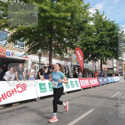 15.09.2024 - PSD Bank Halbmarathon Miley Keyser http://msf.ph/oto/7073725 15.09.2024 12:29:19 Ziel 2073, 2075, 2089, 2362, 2446, 2451, 3129, 3287, 3401, 3488, 3491 meine-sportfotos.de