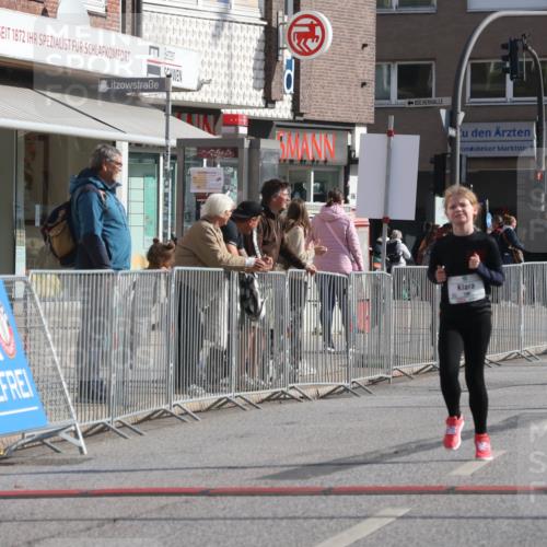 15.09.2024 - PSD Bank Halbmarathon Michael Strokosch http://msf.ph/oto/7073734 15.09.2024 10:32:01 Ziel 56, 57, 148, 151, 199, 267 meine-sportfotos.de