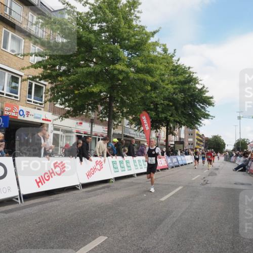 15.09.2024 - PSD Bank Halbmarathon Miley Keyser http://msf.ph/oto/7073736 15.09.2024 11:29:03 Ziel 443, 707, 708, 733, 736, 1071, 1079, 1095, 1112, 1134, 2620 meine-sportfotos.de