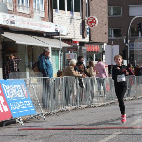 15.09.2024 - PSD Bank Halbmarathon Michael Strokosch http://msf.ph/oto/7073738 15.09.2024 10:32:02 Ziel 56, 57, 148, 151, 199, 267, 280 meine-sportfotos.de