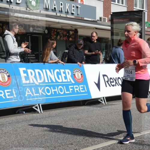 15.09.2024 - PSD Bank Halbmarathon Michael Strokosch http://msf.ph/oto/7073746 15.09.2024 12:13:32 Ziel 1651, 2050, 2148, 2178, 2203, 3043, 3044, 3076, 3534 meine-sportfotos.de